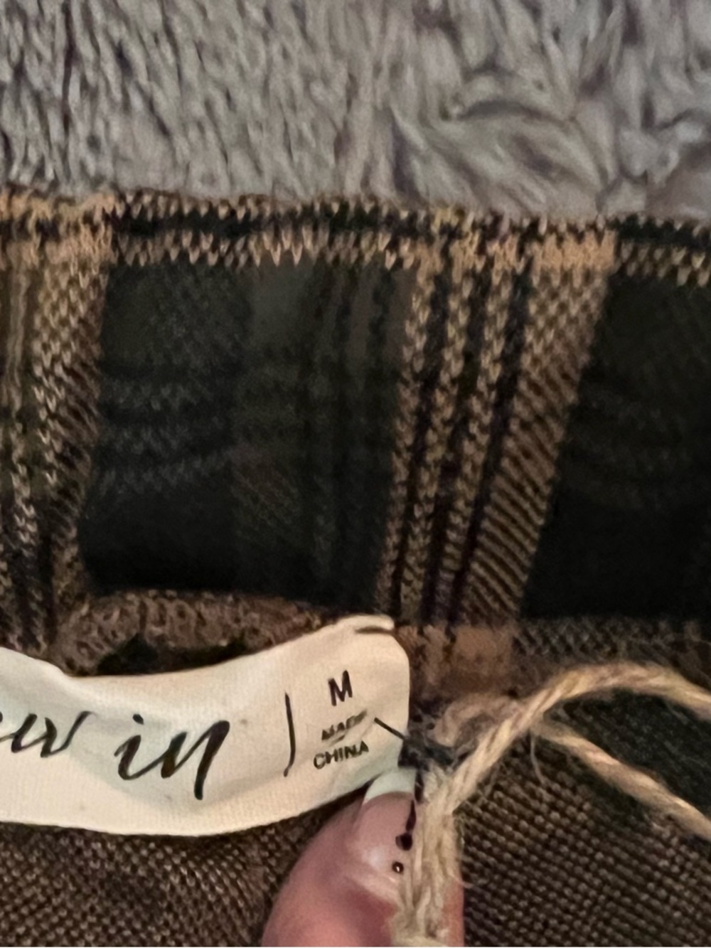 New In Green Plaid Stretch Leggings - Picture 4 of 5
